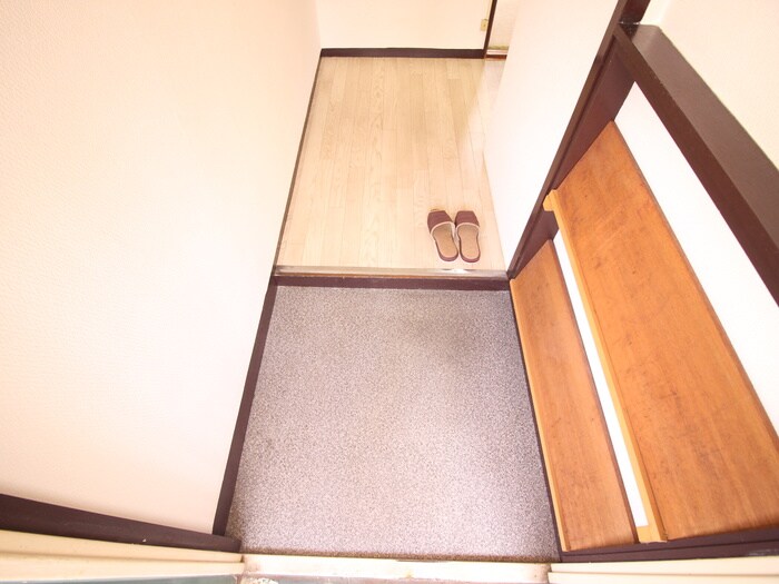 物件内観写真22　(玄関)