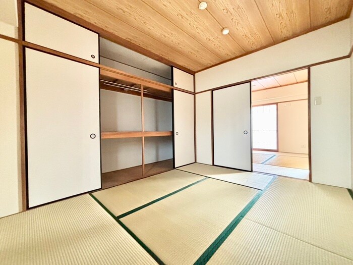 物件内観写真11　(居室)