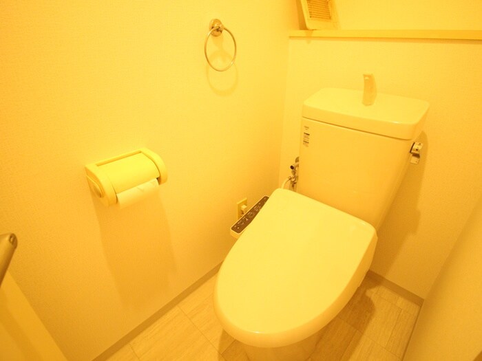 物件内観写真8　(トイレ)