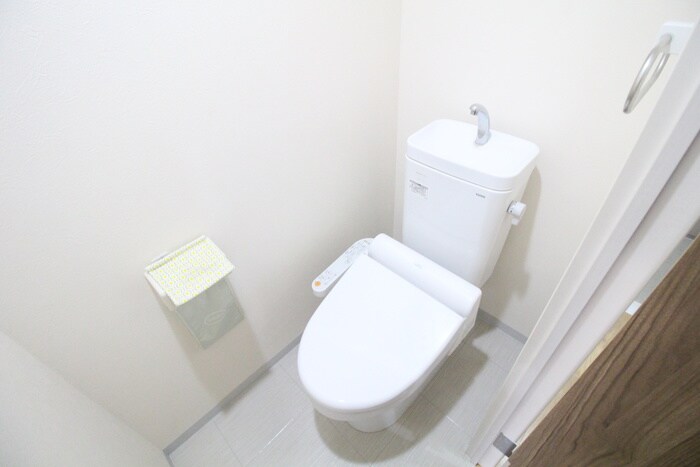 物件内観写真10　(トイレ)