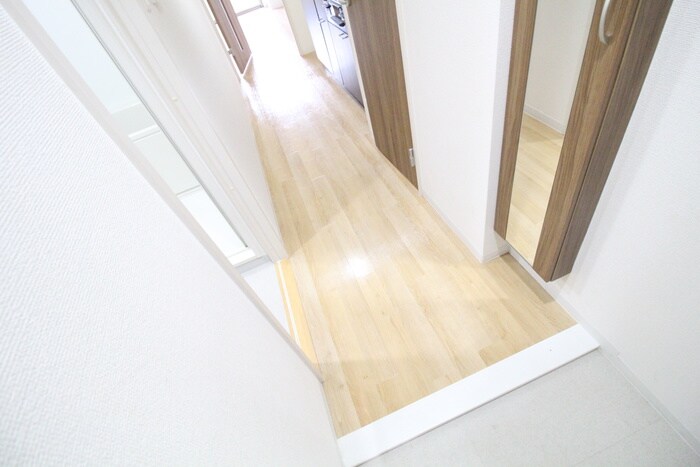 物件内観写真16　(廊下)