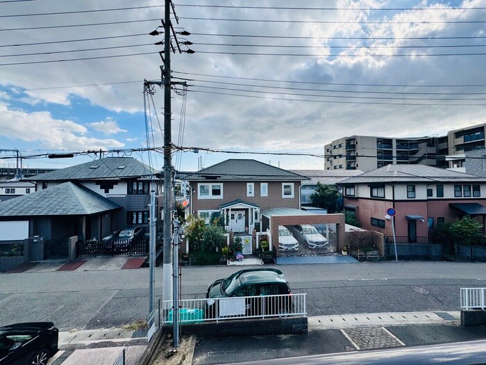 物件内観写真15　(室内からの展望)