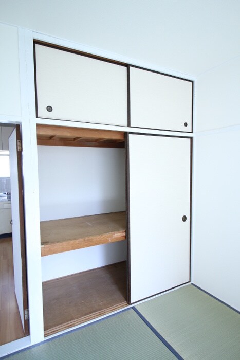 物件内観写真18　(収納)