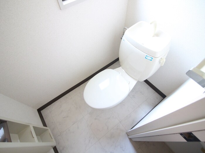 物件内観写真11　(トイレ)