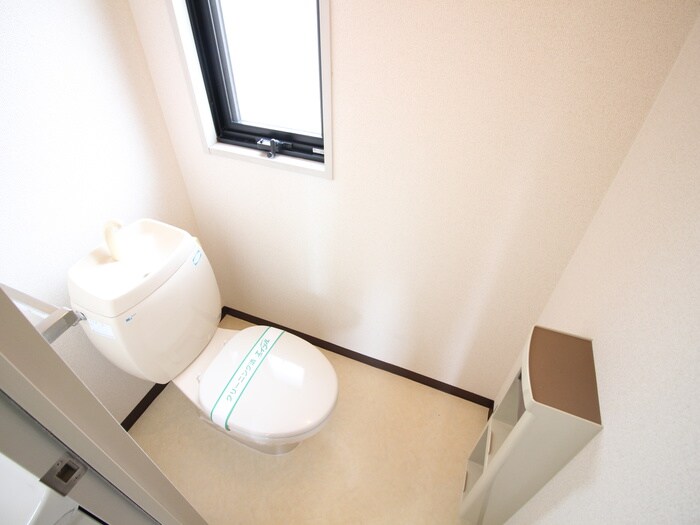 物件内観写真15　(トイレ)