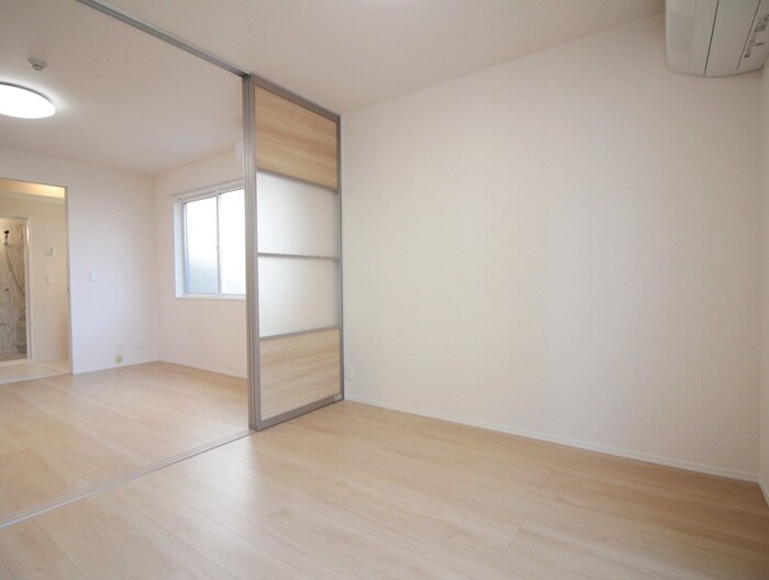 物件内観写真15　(居室)