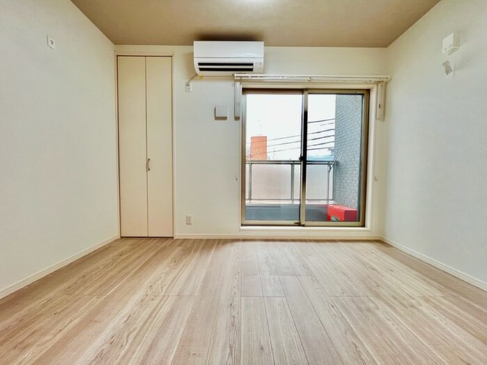 物件内観写真9　(居室)