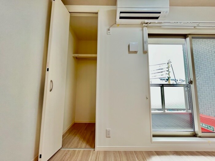 物件内観写真11　(収納)