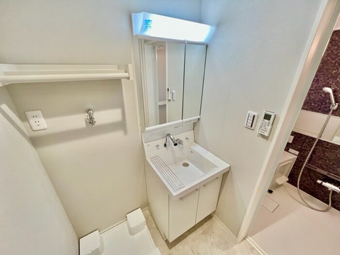 物件内観写真13　(洗面)