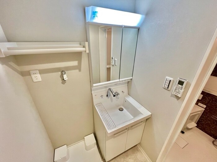 物件内観写真13　(洗面)