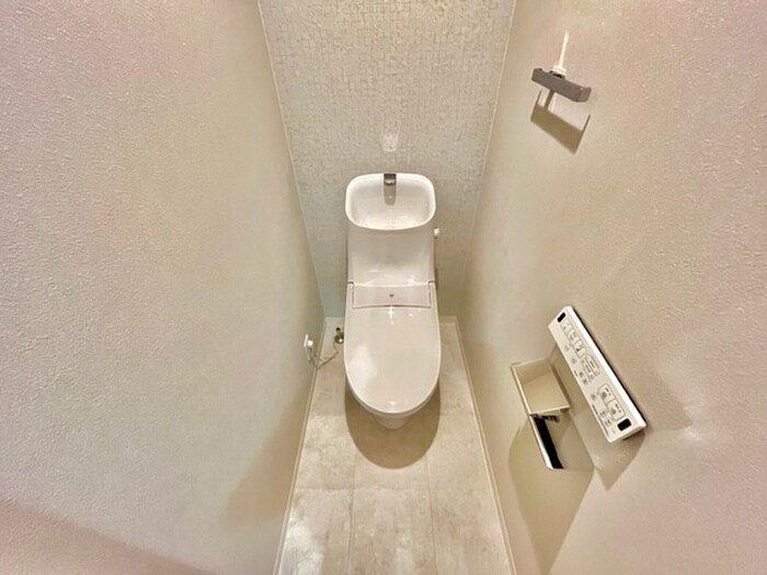 物件内観写真15　(トイレ)