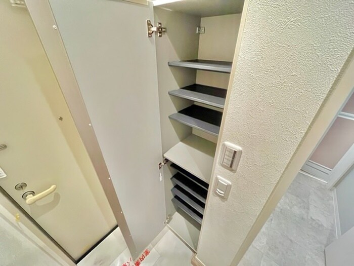 物件内観写真19　(靴箱)