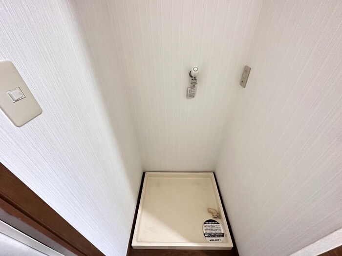 物件内観写真19　(洗濯機置場)