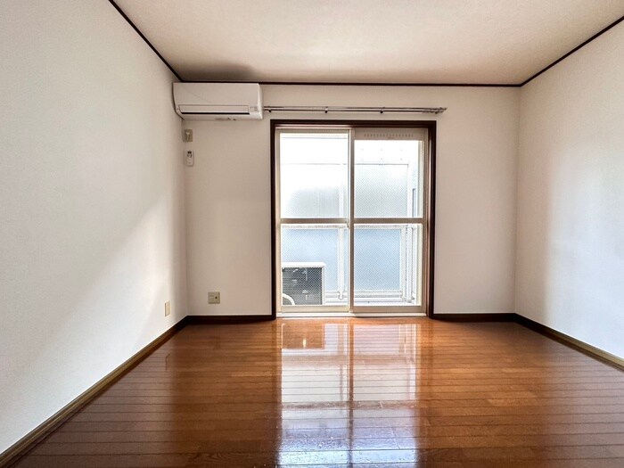 物件内観写真21　(居室)