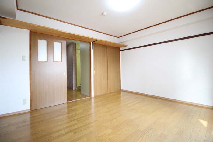 物件内観写真10　(居室)