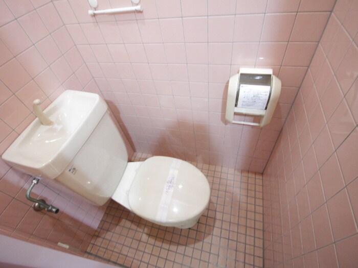 物件内観写真12　(トイレ)