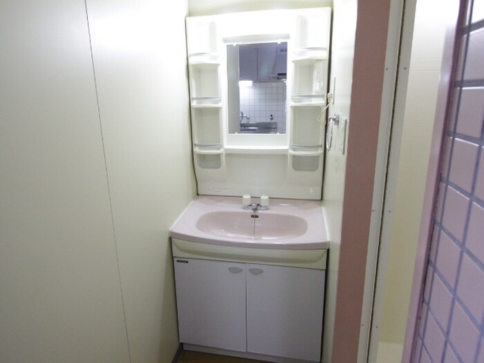 物件内観写真13　(洗面)