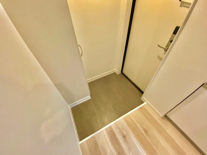 物件内観写真20　(玄関)