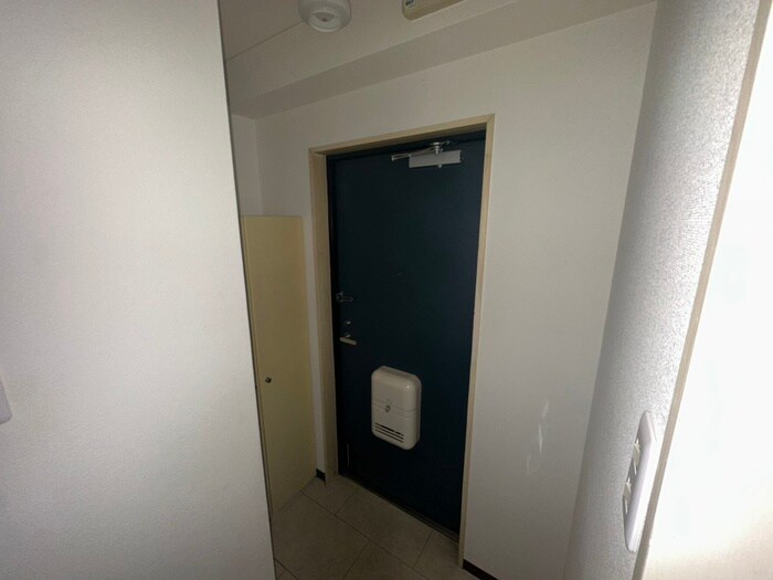 物件内観写真13　(玄関)