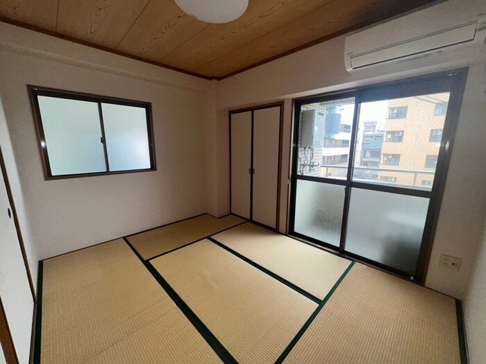 物件内観写真15　(居室)