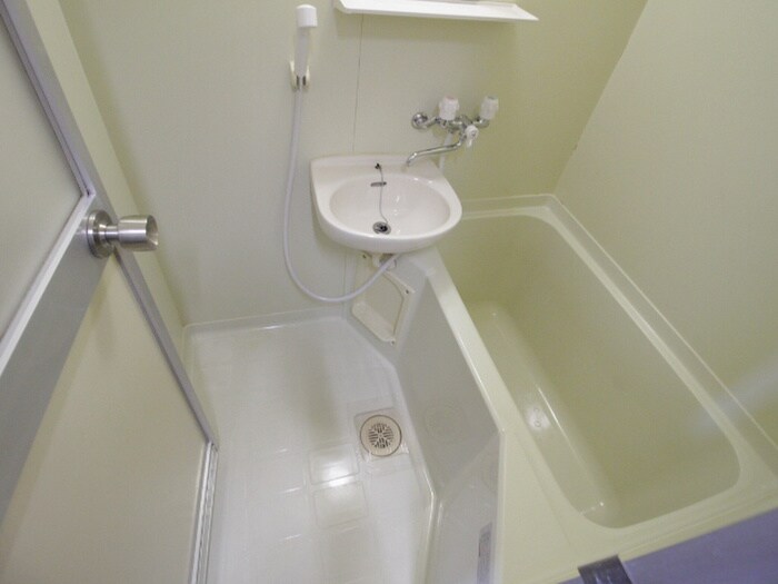 物件内観写真12　(バス／シャワールーム等)