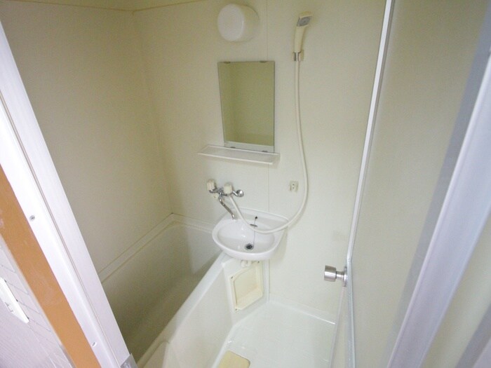 物件内観写真12　(バス／シャワールーム等)