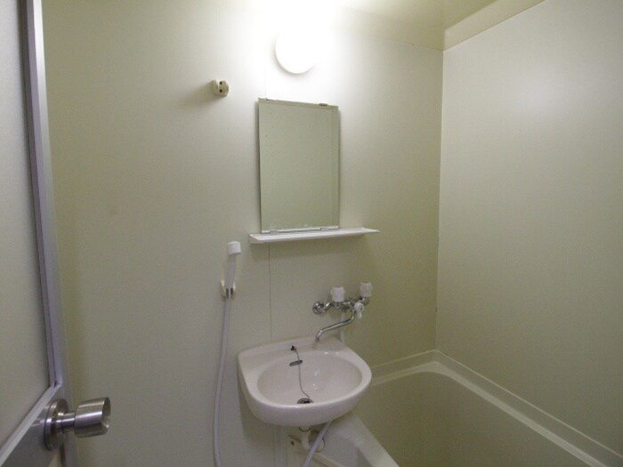 物件内観写真13　(洗面)