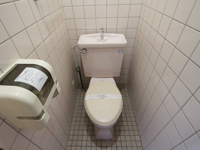 物件内観写真14　(トイレ)