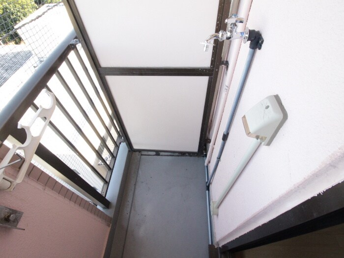 物件内観写真15　(洗濯機置場)