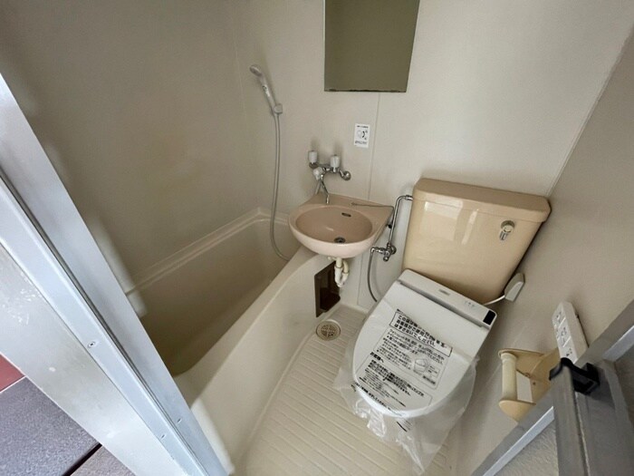 物件内観写真12　(バス／シャワールーム等)