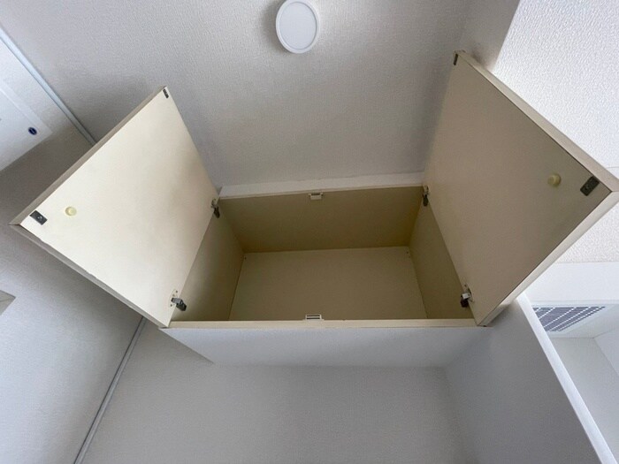 物件内観写真18　(収納)