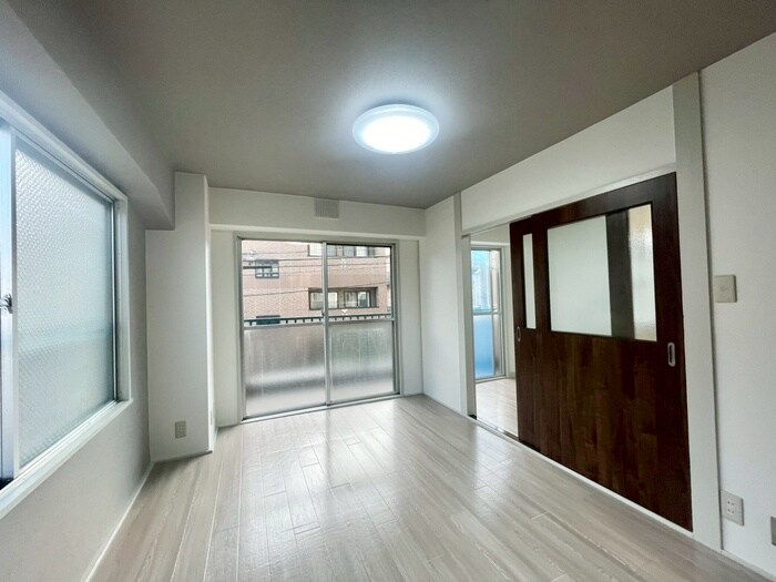 物件内観写真7　(居室)