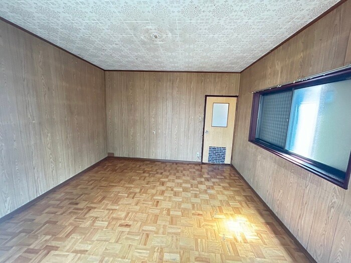 物件内観写真11　(居室)