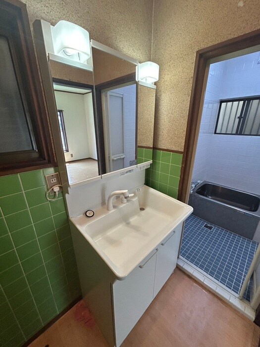 物件内観写真14　(洗面)