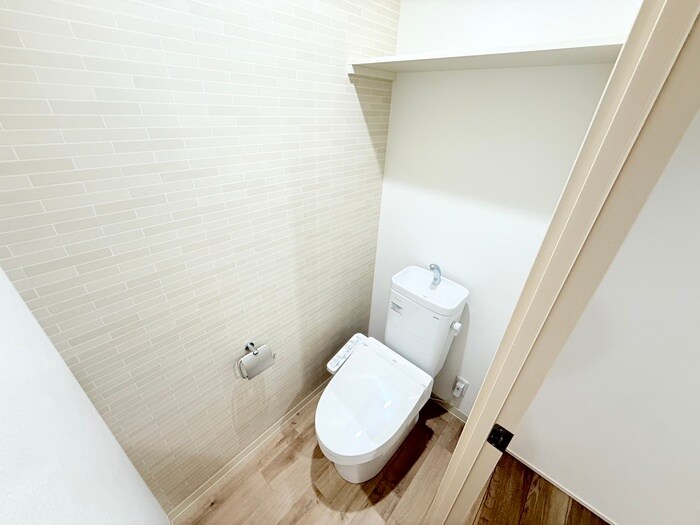 物件内観写真9　(トイレ)