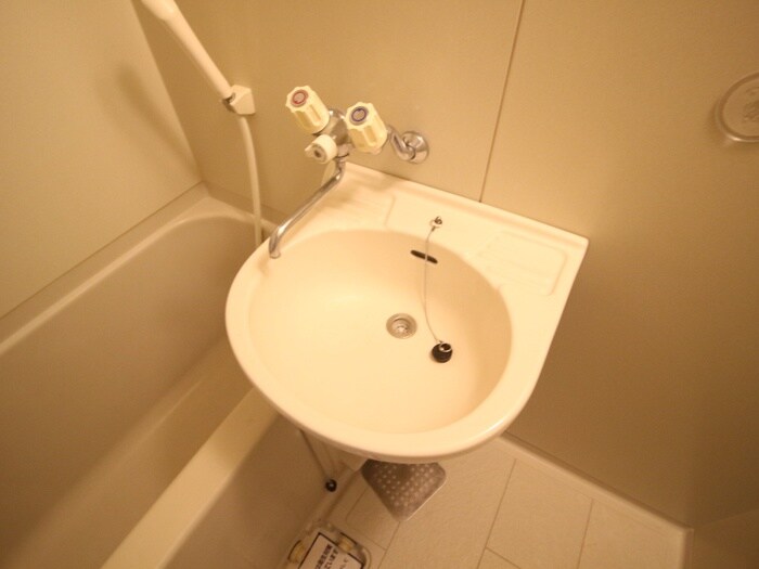 物件内観写真13　(洗面)