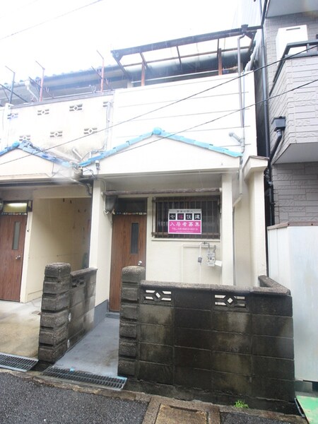 金田町５丁目貸家外観写真