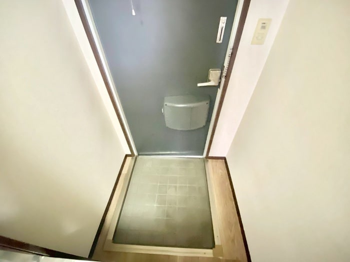 物件内観写真15　(玄関)