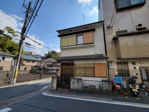 桃山町泰長老貸家外観写真