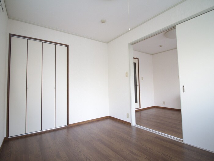 物件内観写真11　(居室)
