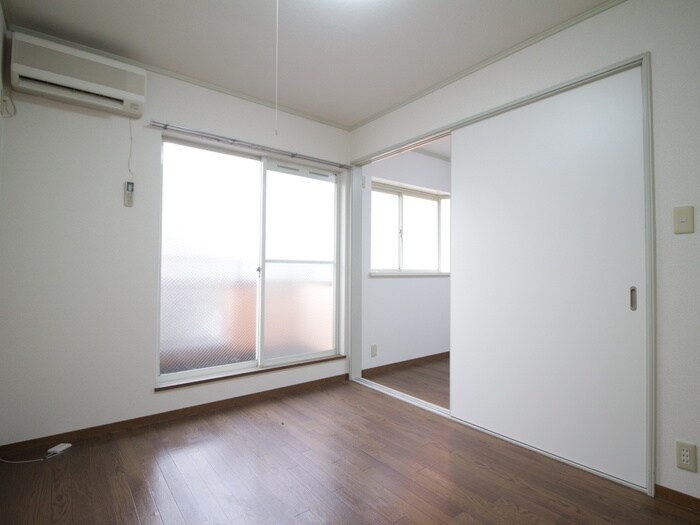 物件内観写真11　(居室)