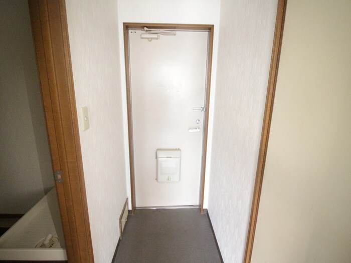 物件内観写真19　(玄関)