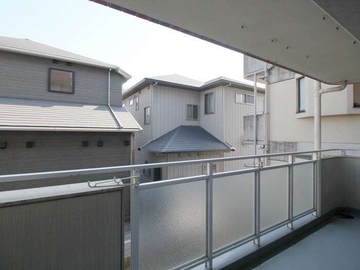 物件内観写真16　(室内からの展望)