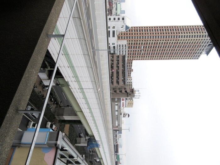 物件内観写真16　(室内からの展望)