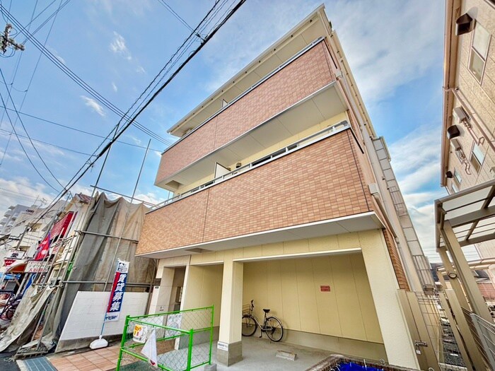 物件外観写真1　(外観写真)