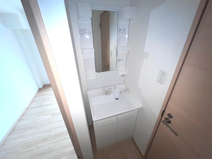 物件内観写真15　(洗面)