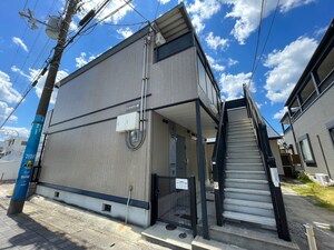 シャルマン淀外観写真