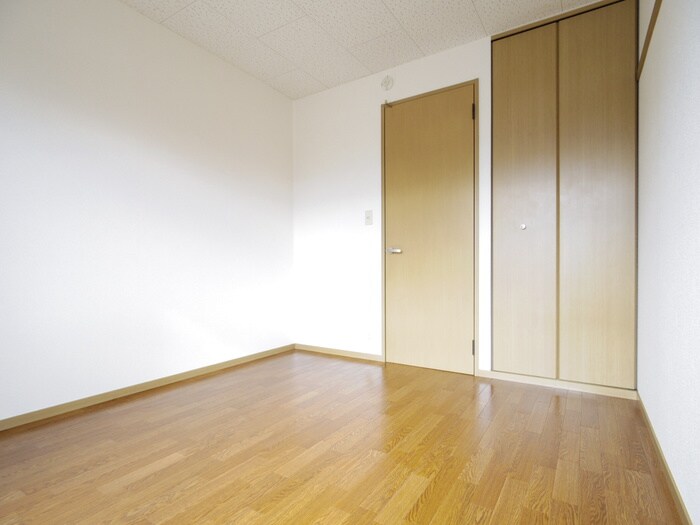 物件内観写真6　(居室)