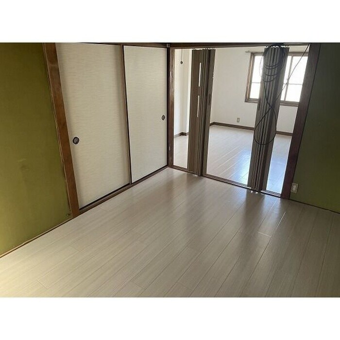 物件内観写真11　(居室)