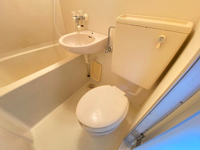 物件内観写真13　(トイレ)